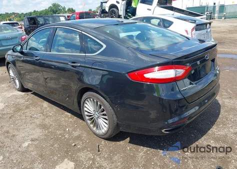 2013 Ford Fusion Titanium z USA, uszkodzony, nr VIN 3FA6P0D98DR203454